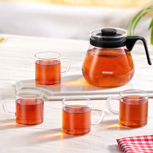 Clear Glass Carafe with In Lid Strainer image 10