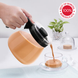 Clear Glass Carafe with In Lid Strainer image 6