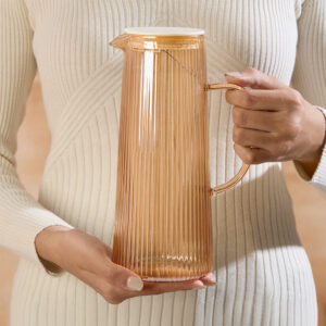 Breeze Amber Glass Jug with Strainer in Lid image 6
