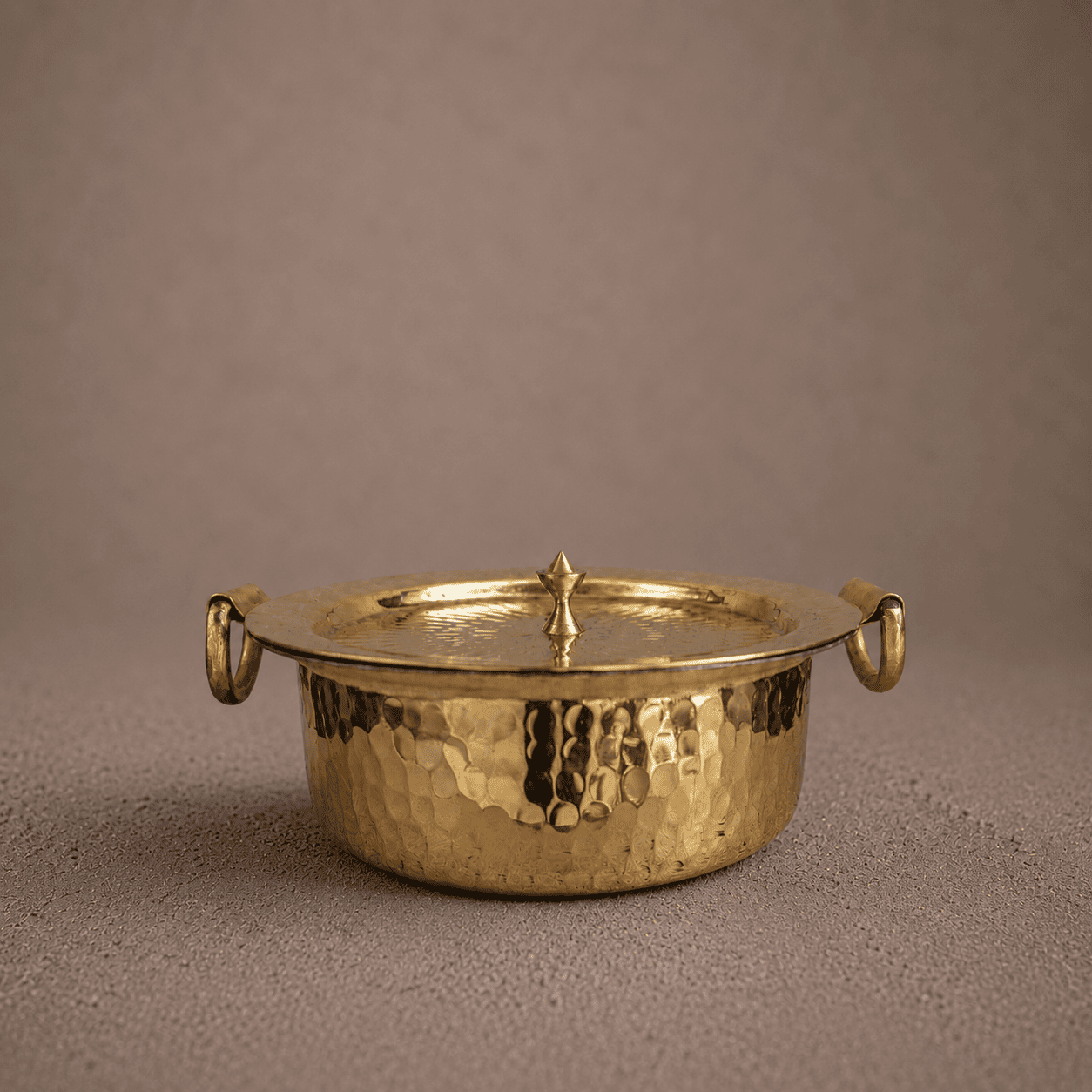 Tamira Pure Brass Flat Bottom Lagan With Lid, 2.5L