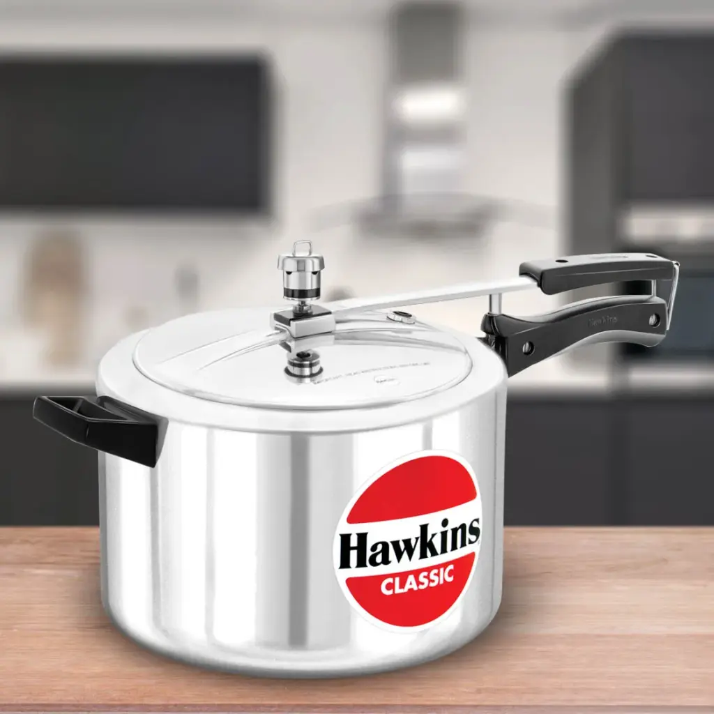 Hawkins Classic 8L Wide Pressure Cooker CL8W — Bihari Di Hatti
